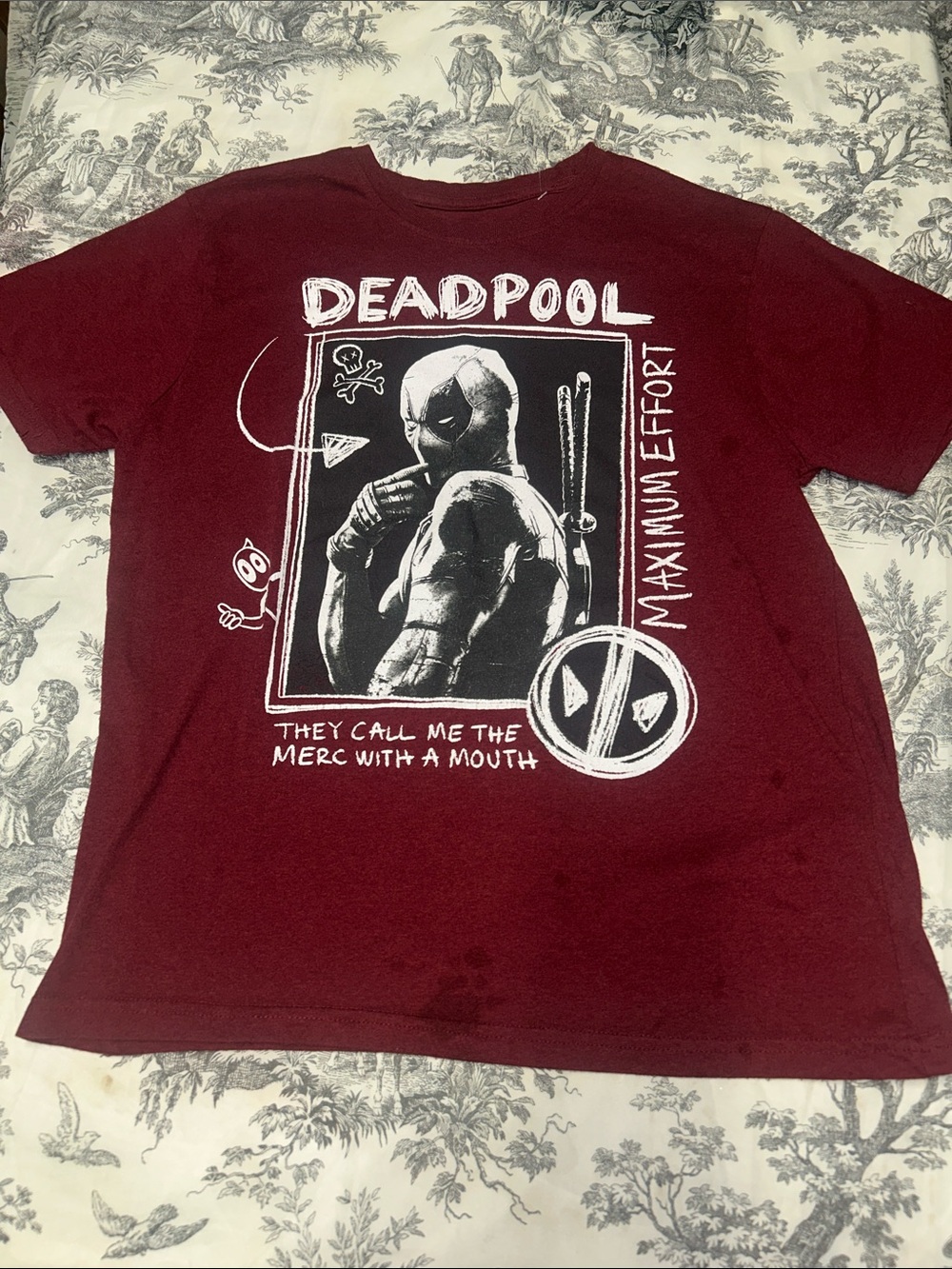 Marvel Deadpool Graphic Tee - Maroon and White